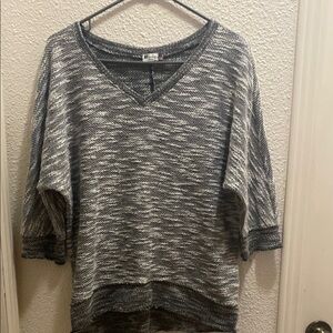 Kut from the Kloth Sweater M